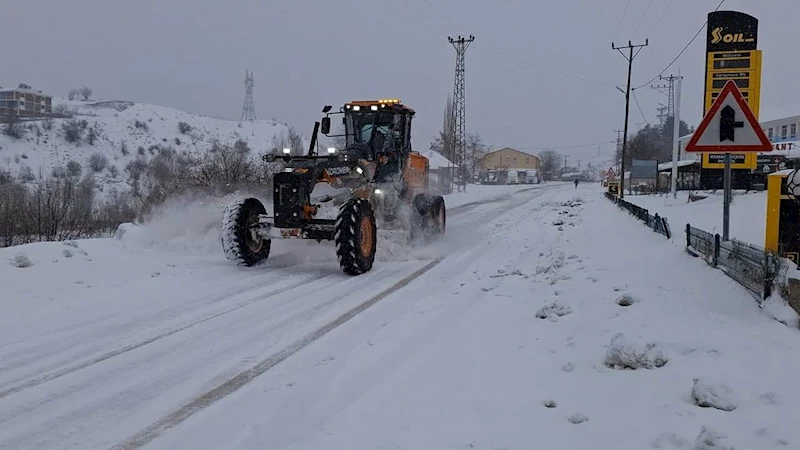 Pülümür’de taşımalı eğitime kar engeli
