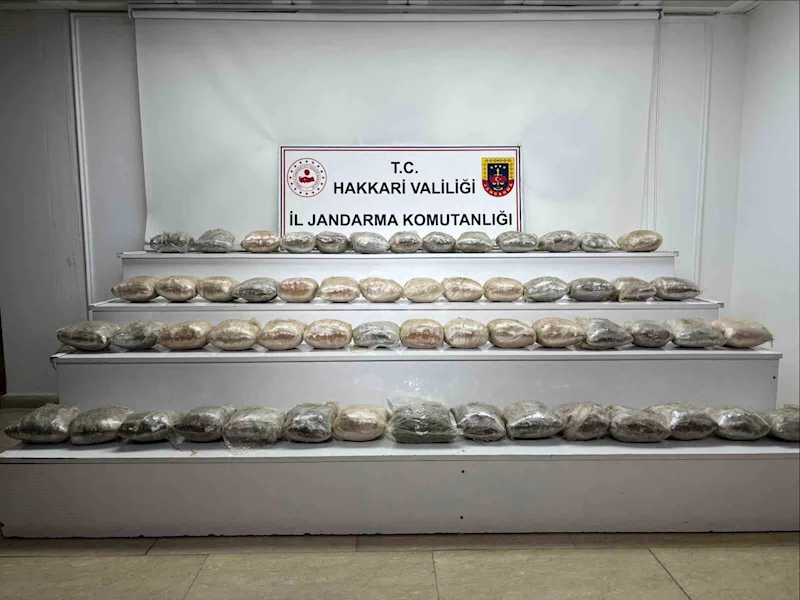 Yüksekova’da 34 kilo kubar esrar ele geçirildi
