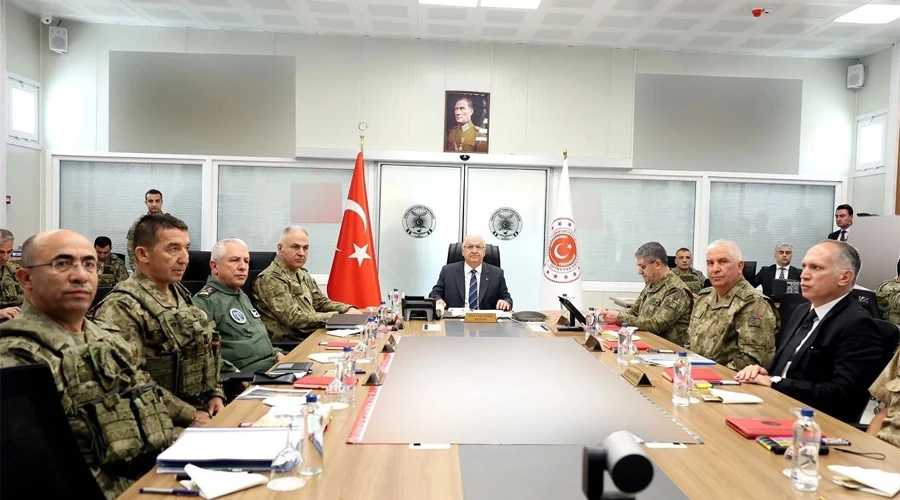 Van-İran Sınırında Güvenlik Alarmı: Bakan Güler