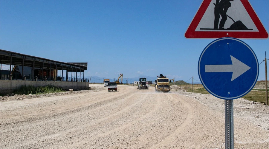 Van Gölü Sahil Yolu