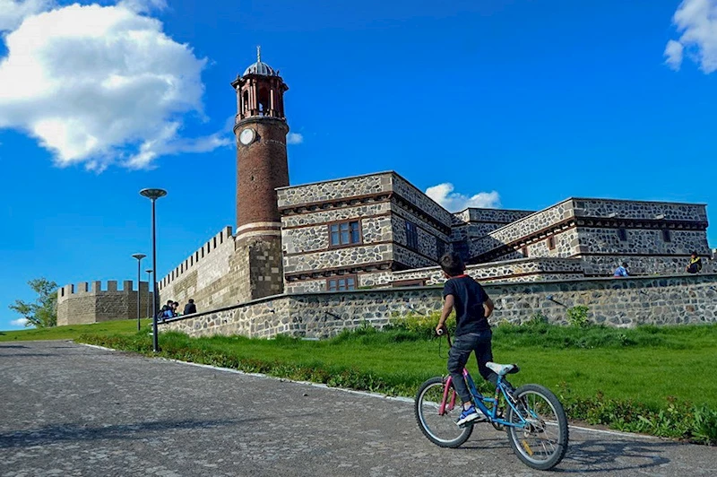 Meteorolojiden yüksek sıcaklık ve düşük nem uyarısı
