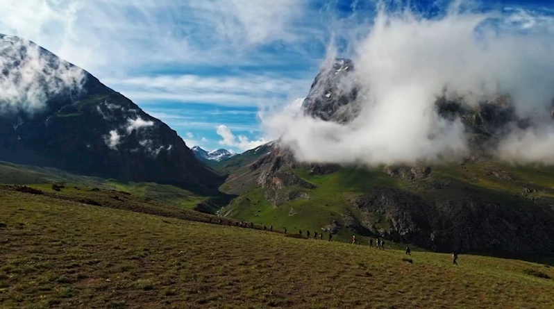 Munzurlar, turistlerin ilgi odağı
