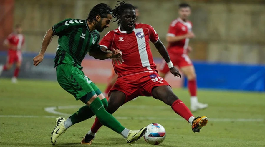 Vanspor, Güçlü Orta Saha Oyuncusu Aliou Traore