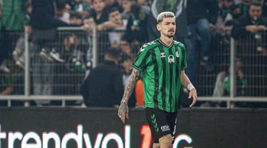 Vanspor Savunmayı Erdi Dikmen ile Güçlendirdi!