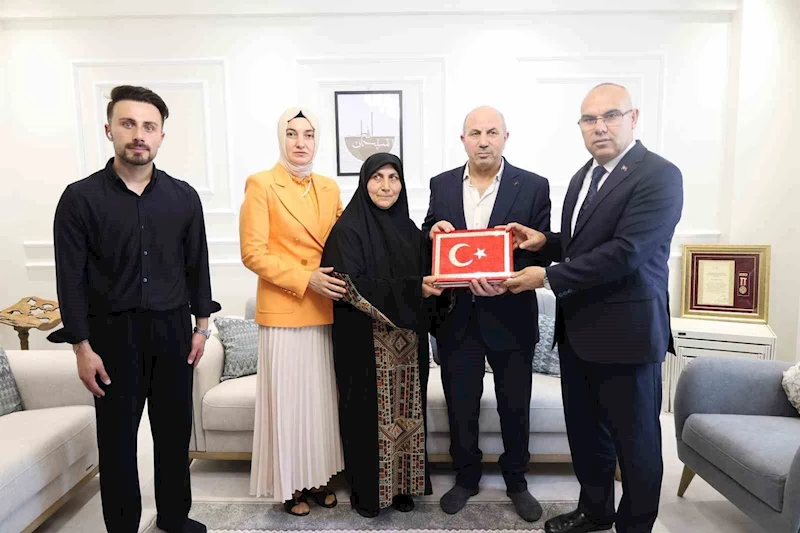 Ağrı Valisi Koç’tan 15 Temmuz gazisine anlamlı ziyaret
