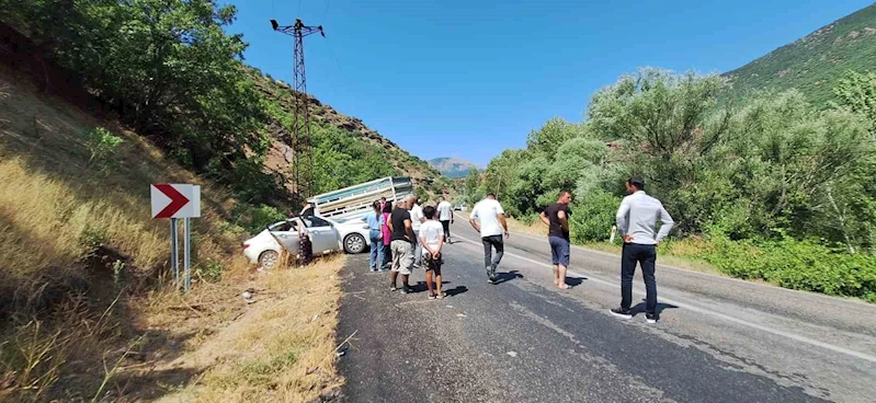 Tunceli’de trafik kazası: 3 yaralı
