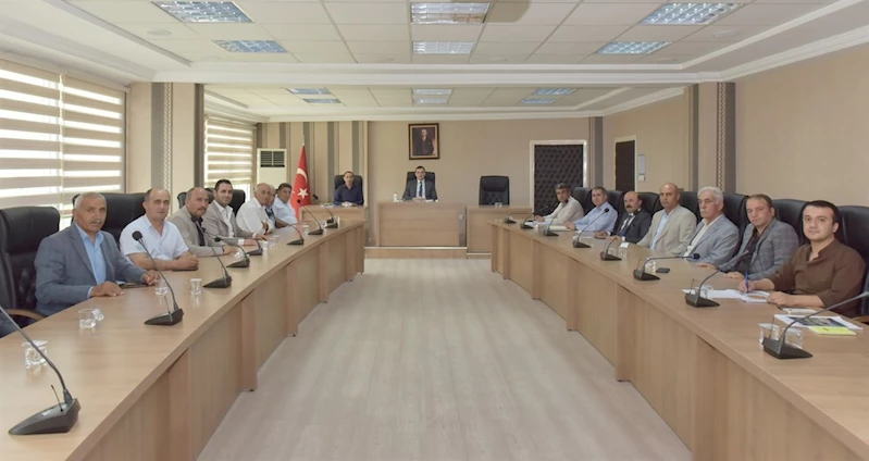 Vali Yardımcısı Zor, köy muhtarlarıyla bir araya geldi
