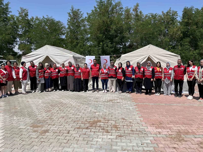 Merhamet Çınarları Kızılay Kadın Gönüllüleri Malazgirt’te
