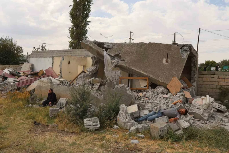 Iğdır’da 715 kişinin katılımıyla deprem tatbikatı yapıldı
