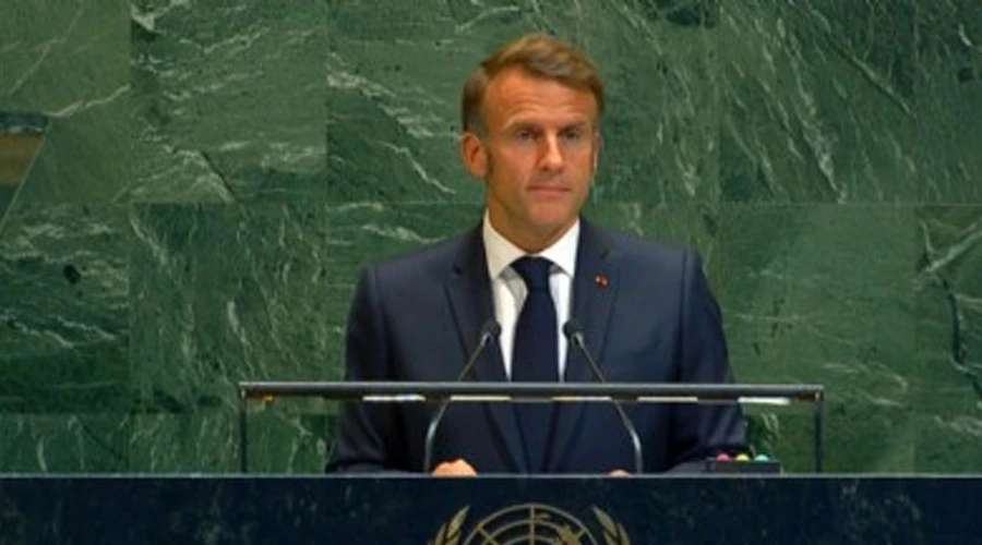 Macron BM