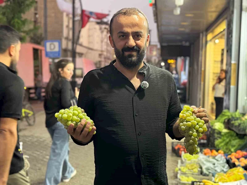 Yüksekova’da Şemdinli üzümü tezgahlarda yerini aldı