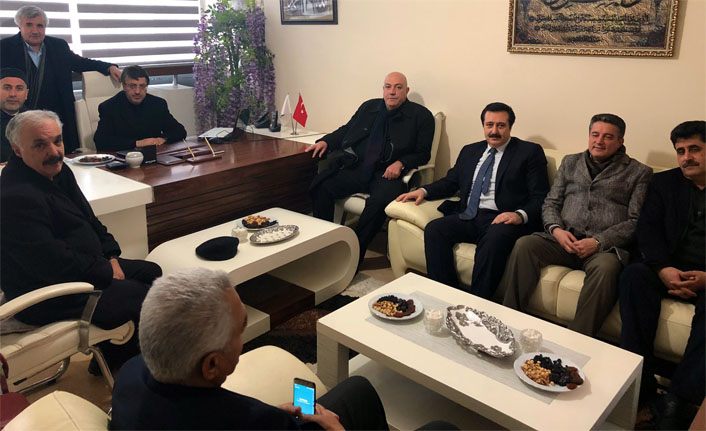 AK Parti Van İl Başkanı Türkmenoğlu’ndan eski ilçe başkanlarına ziyaret