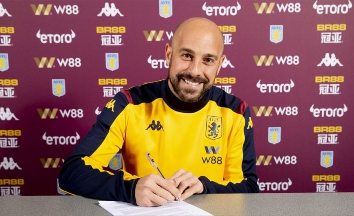 Aston Villa kaleci Reina