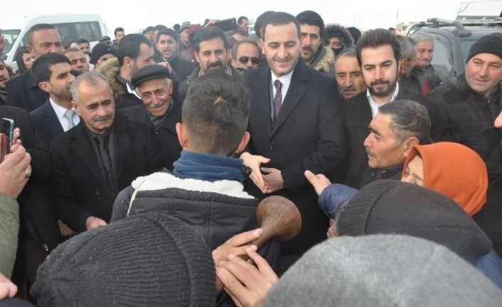 Başkan Arslan’a coşkulu karşılama