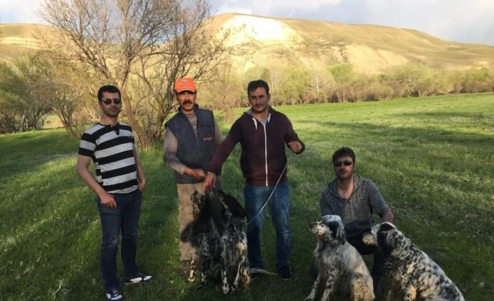 Başkan Emre Ak; "Yoğun kış şartlarının yaşanmasından dolayı yaban hayvanlarına destek çıkalım"