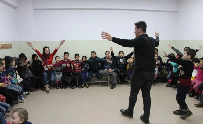 Depremzede çocuklar için özel programlar uygulanıyor