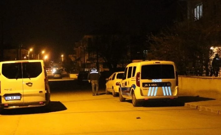 Erzincan’da kadınların bıçaklı kavgası kanlı bitti: 3 yaralı