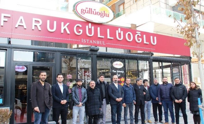 Faruk Güllüoğlu Baklavanın yetkilileri Van basınıyla bir araya geldi