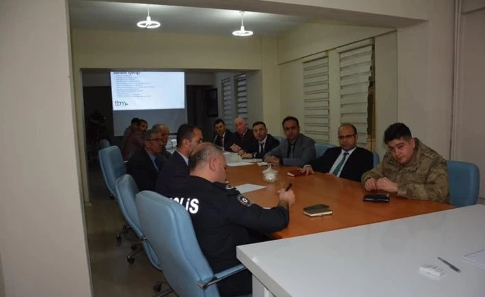 Güroymak’ta ‘Bağımlılıkla Mücadele Değerlendirme Toplantısı’ yapıldı