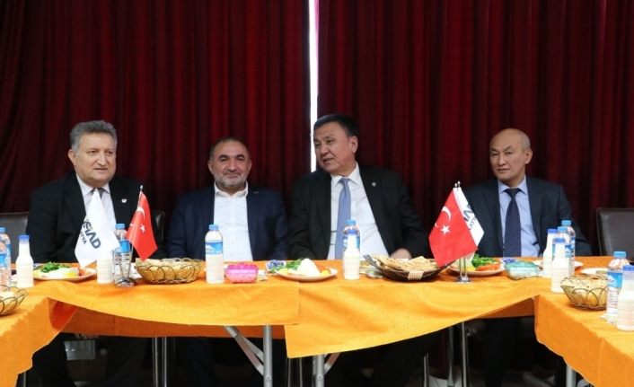 Kırgızistan Büyükelçisi Omuraliyev’den MÜSİAD’a ziyaret