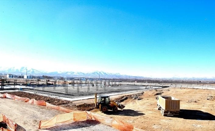 Kuru Kayısı Lisanslı Depoculuk ve Borsası 100 milyon TL’ye mal olacak