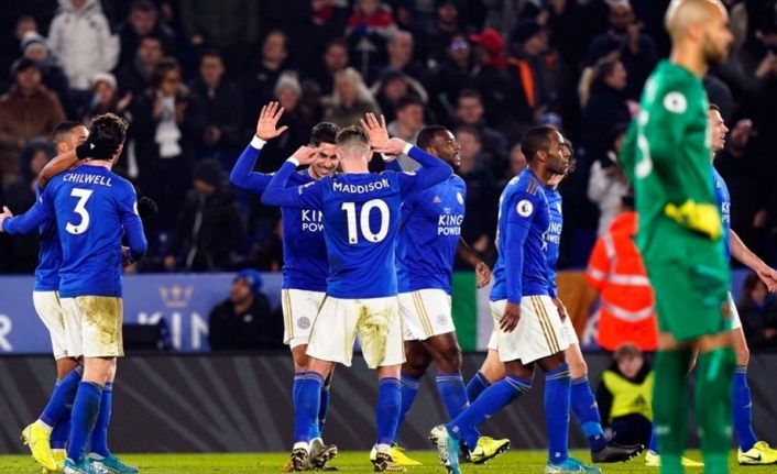 Leicester City farklı kazandı