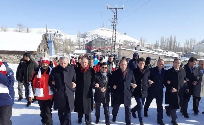 MHP Milletvekillerinden MHP Erzurum İl Başkanı Karataş’a ziyaret