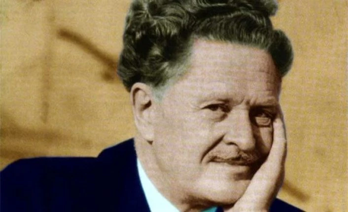 Nazım Hikmet kimdir? Nazım Hikmet ne zaman öldü? Nazım Hikmet Ran biyografisi!