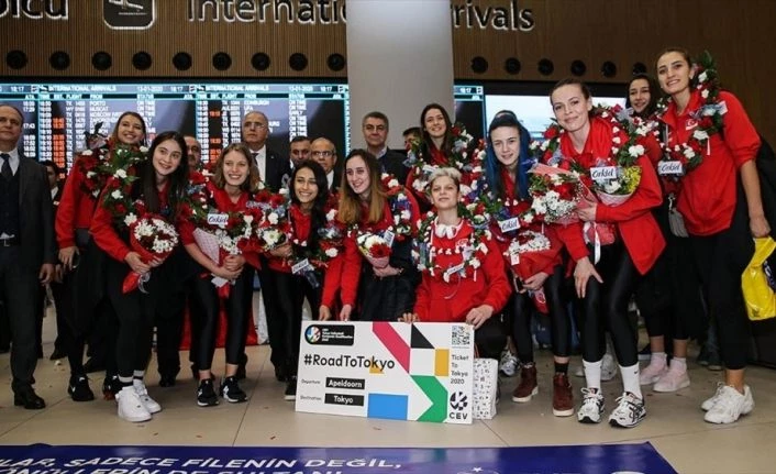 Olimpiyat vizesi alan A Milli Kadın Voleybol Takımı, İstanbul