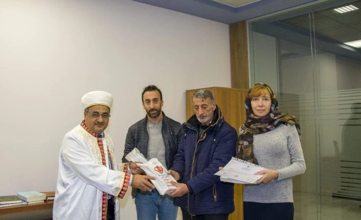 Rus kökenli Olga Van’da Müslüman oldu