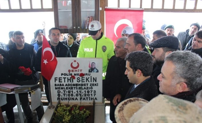 Şehit Fethi Sekin, şehadetinin 3. yılında kabri başında anıldı