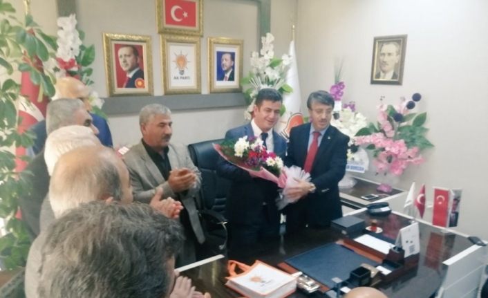 Türkmenoğlu’ndan yeni ilçe başkanlarına "hayırlı olsun" ziyareti
