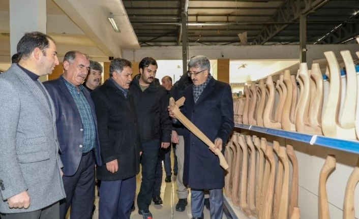 Van Valisi Bilmez’den esnaf ziyareti