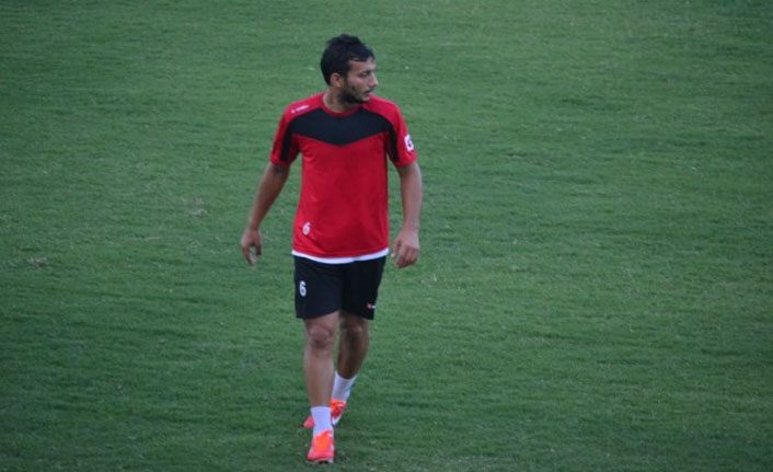 Transfer atağı yapan Vanspor, Mehmet Alaeddinoğlu'nu transfer etti