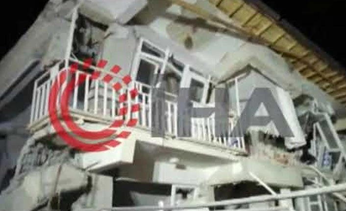 Yıkılan binada enkaz altındakileri kurtarma çalışmaları devam ediyor