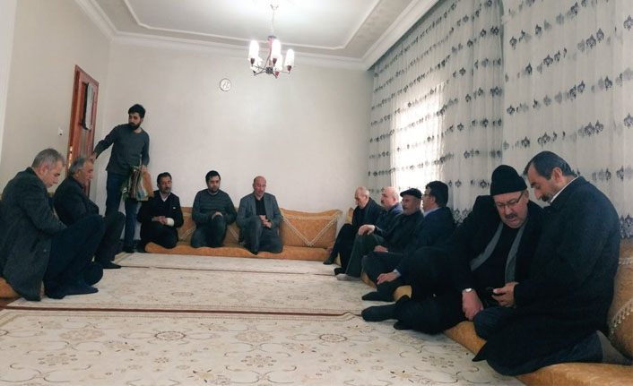 AK Partili Türkmenoğlu'ndan Van'daki çığ faciasında hayatını kaybedenlerin ailelerine ziyaret