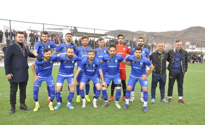 Arguvan Belediyespor liderliğini sürdürdü