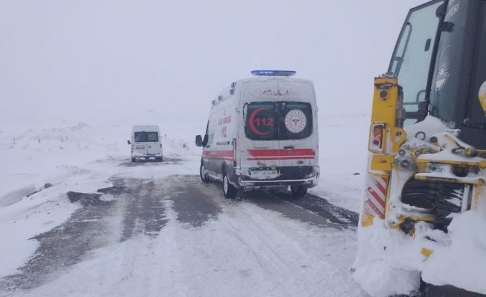 Astım hastası dört saatlik çalışmayla kurtarıldı