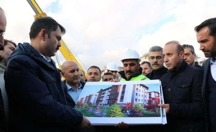 Bakan Kurum: “Van’da hasar tespiti için tüm birimlerimiz seferber oldu"