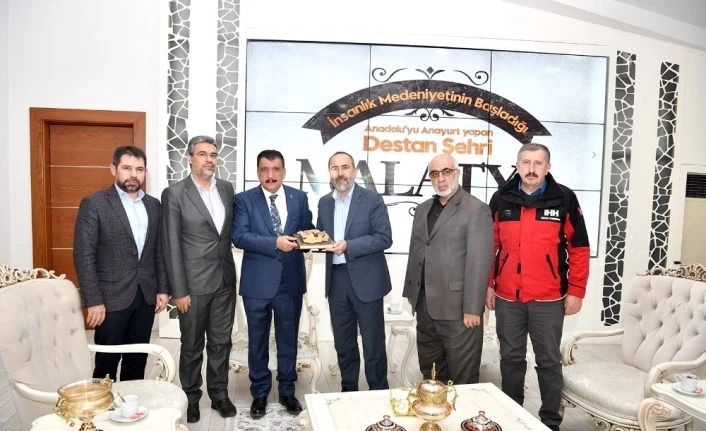 Başkan Gürkan’a geçmiş olsun ziyaretleri