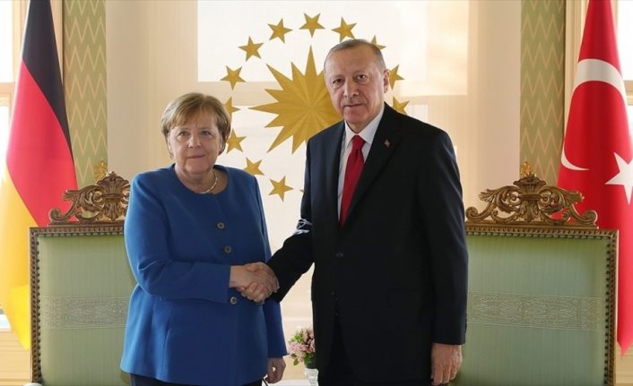 Cumhurbaşkanı Erdoğan ile Almanya Başbakanı Merkel telefonda görüştü