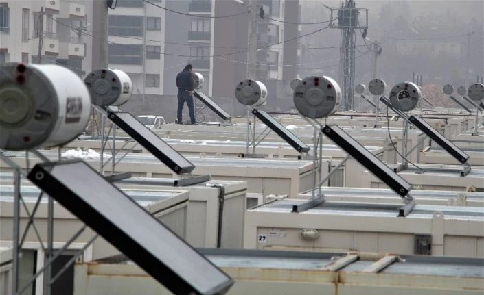 Deprem bölgesinde konteyner kent kurulumları son aşamaya geldi