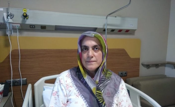Depremde annesini ve amcasını kaybetti, kendisi 7,5 saat sonra kurtarıldı