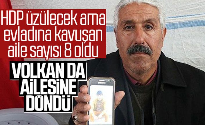 Diyarbakır'da nöbet tutan baba evladına kavuştu