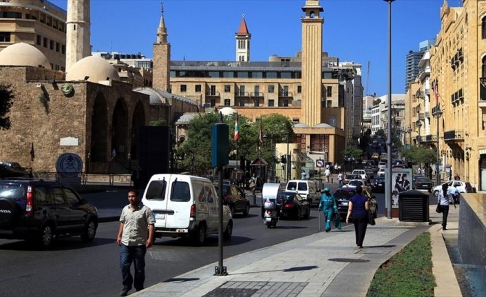 Ekonomik kriz ve istikrarsızlık Lübnanlıları göçe zorluyor