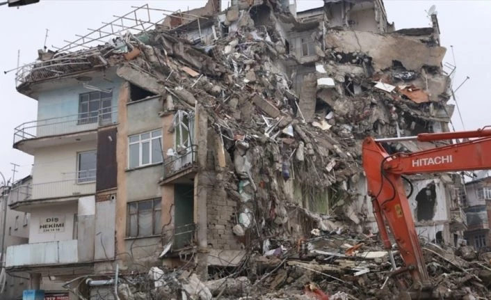 Elazığ ve Malatya için 93 milyon liranın üzerinde yardım toplandı