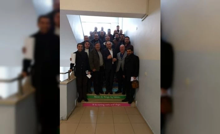 Emektar müdür emekliye ayrıldı