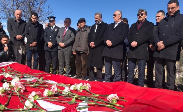 Eski Özel Harekat Başkanı Behçet Oktay mezarı başında anıldı