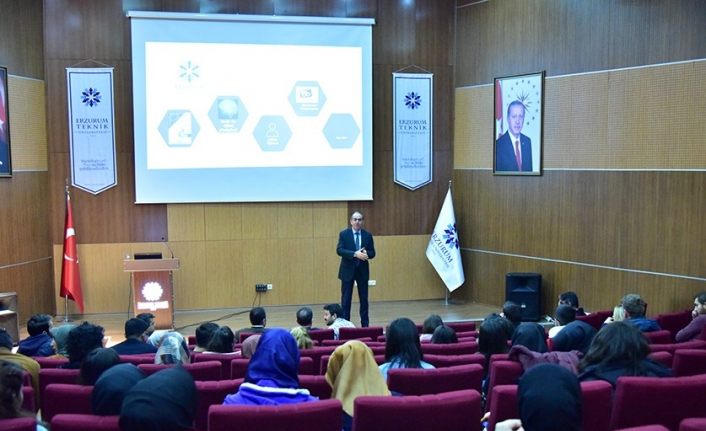 ETÜ’de ‘Eğitimde Dijital Dönüşüm’ konferansı