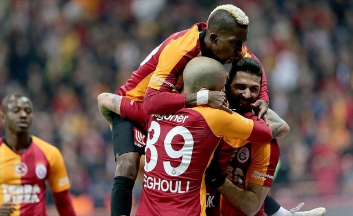 Galatasaray galibiyet serisini sürdürdü